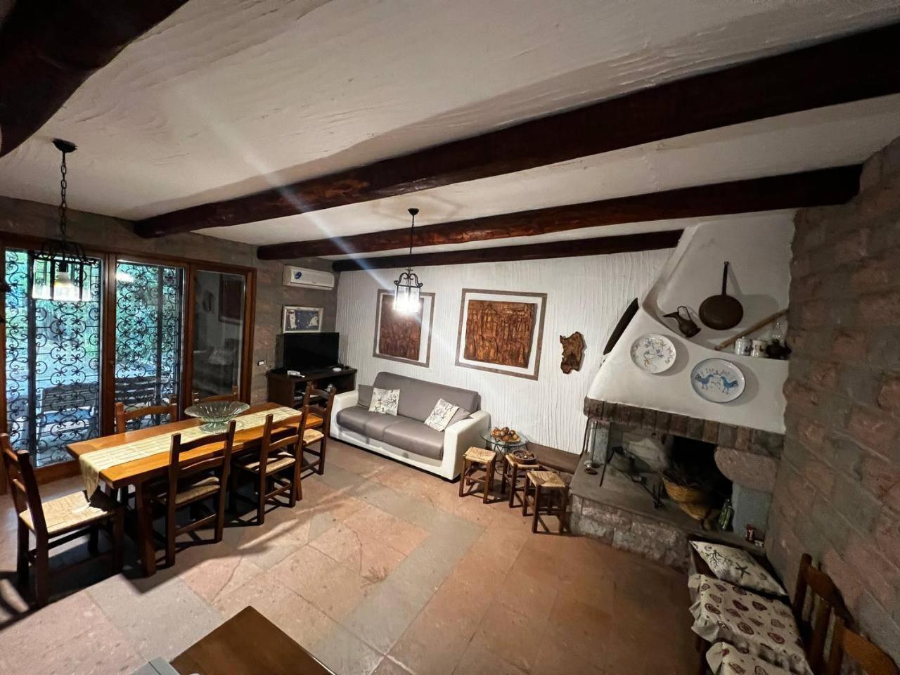 Villa Da Paolo E Lilli Capoterra Esterno foto